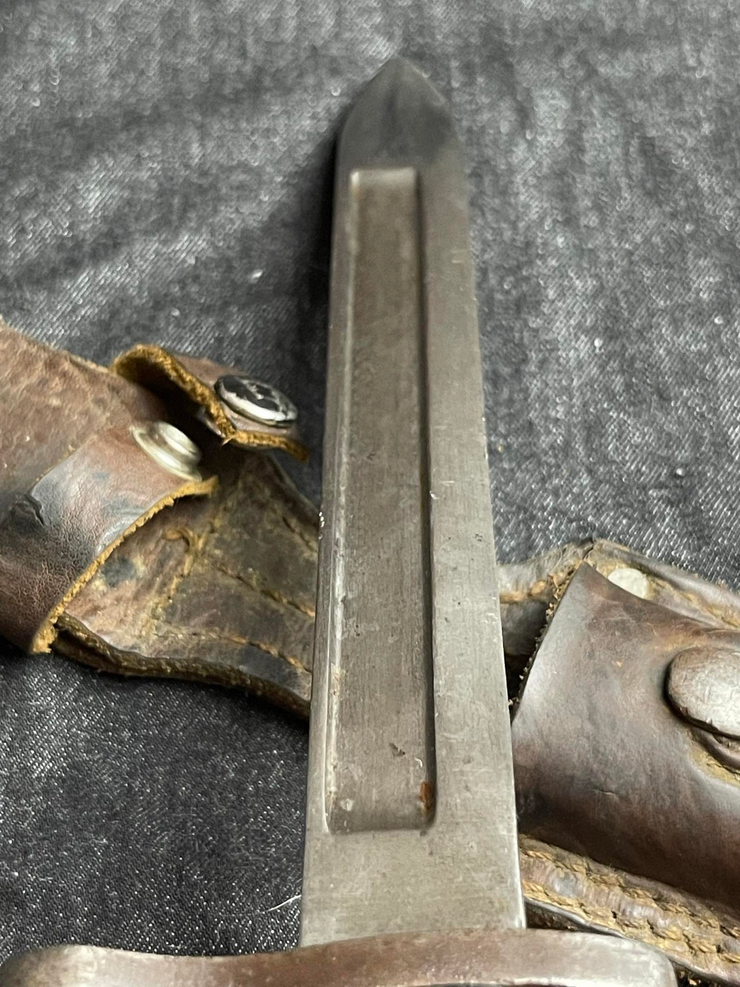 INTERESTING EARLY TURKISH ASKARI FABRIKA M1935 MAUSER BAYONET W/ LEAF SPEING AND MODIFIED GERMAN WW1 FROG