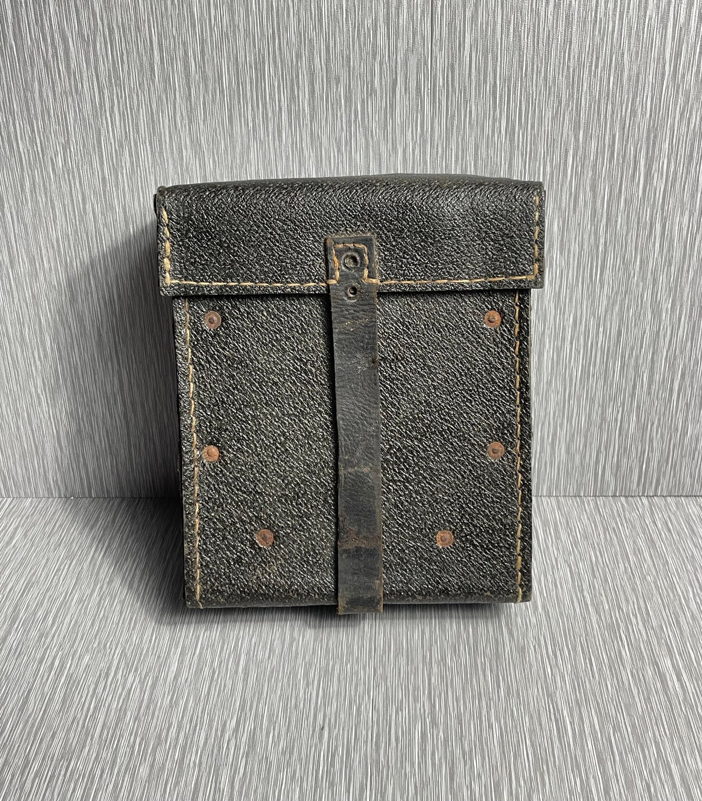 GERMAN WW2 1945 MG 34/42 GUNNERS ERSATZ VARIANT ‚PRESSED PAPER’ BELT POUCH