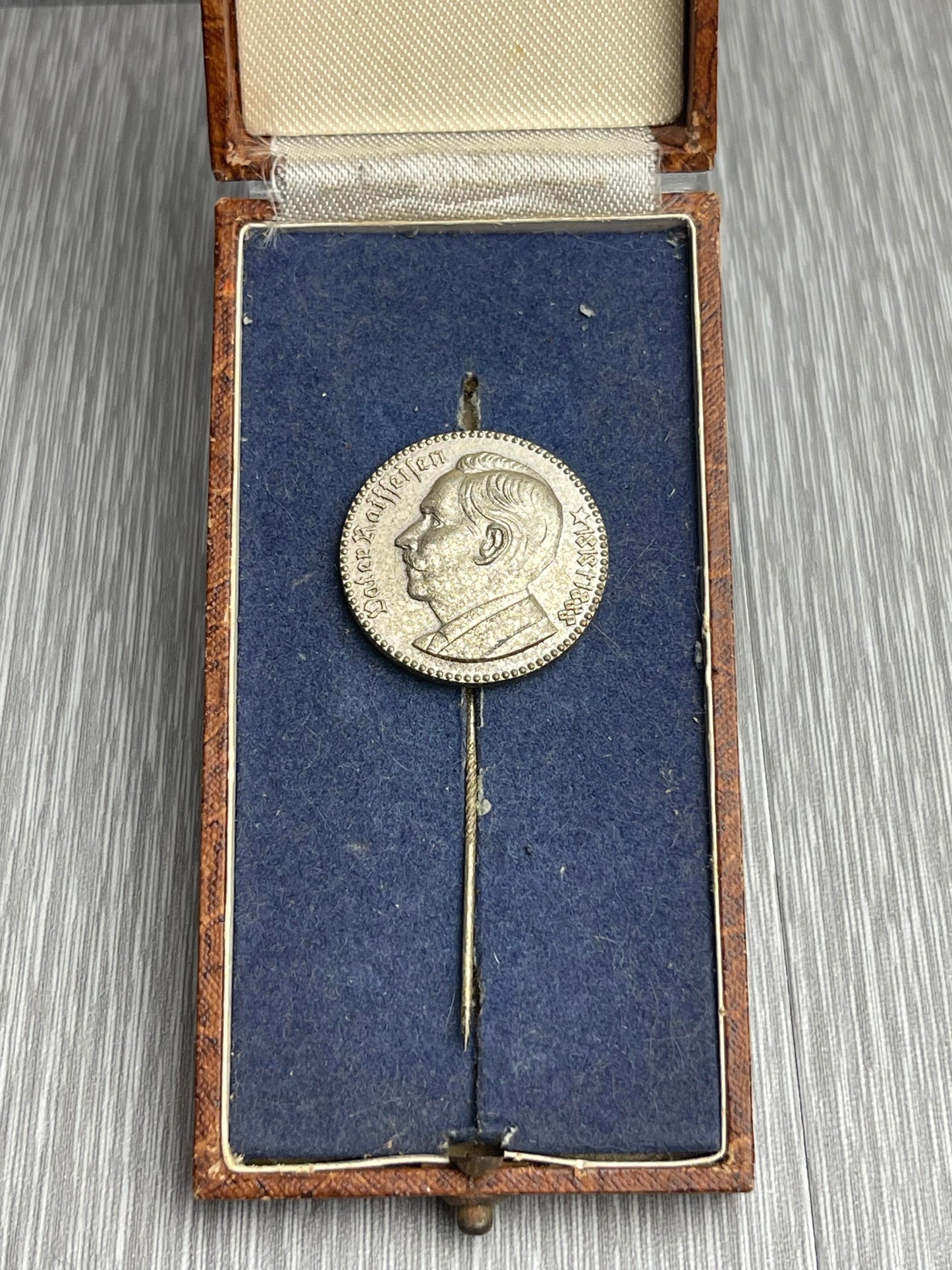 GERMAN VATER RAIFFESEN 1818-1888 STICKPIN W/ ORIGINAL ISSUE BOX "EINER FUR ALLE, ALLE FUR EINEN"