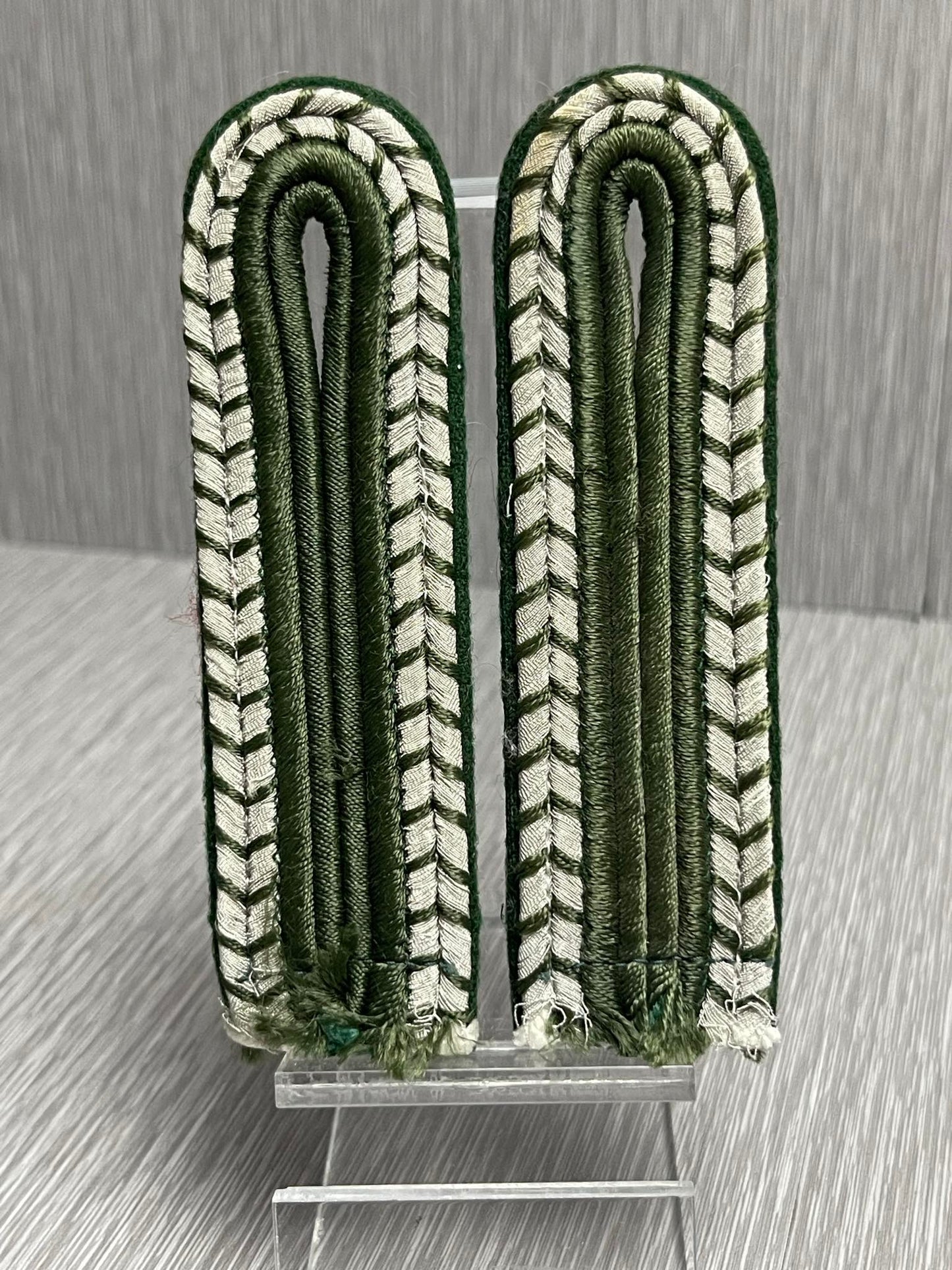 GERMAN WW2 CUSTOMS MATCHING SEW-IN VARIANT SHOULDER BOARDS