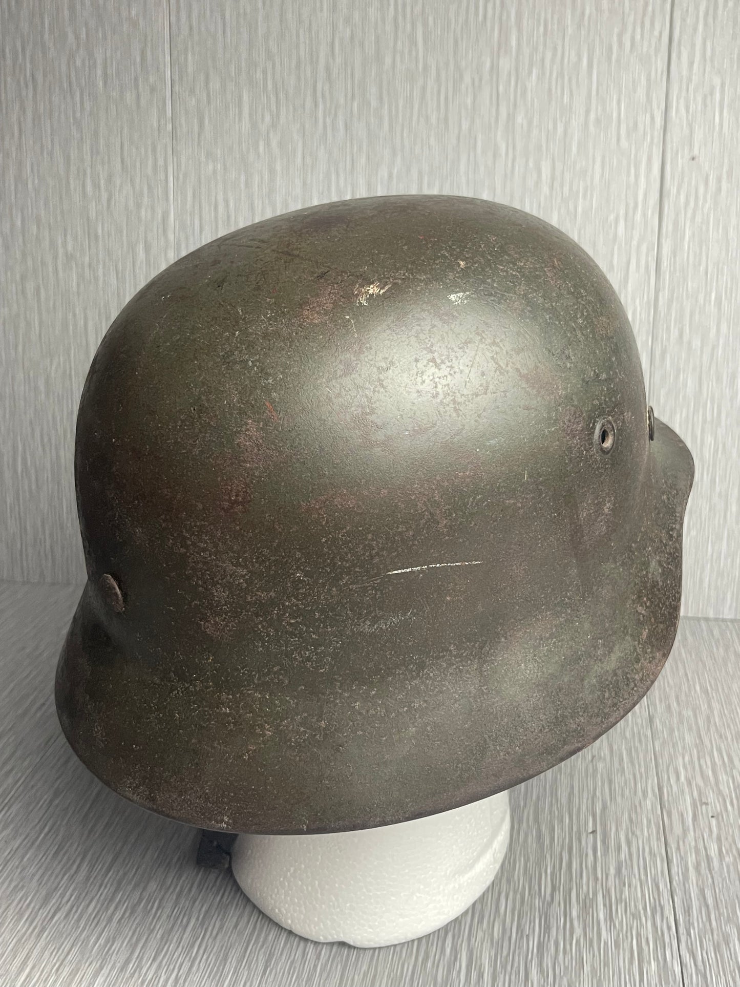 GERMAN WW2 KRIEGSMARINE M40 SD HELMET E.T. 66 W/ PARTIAL CHINSTRAP UNTOUCHED