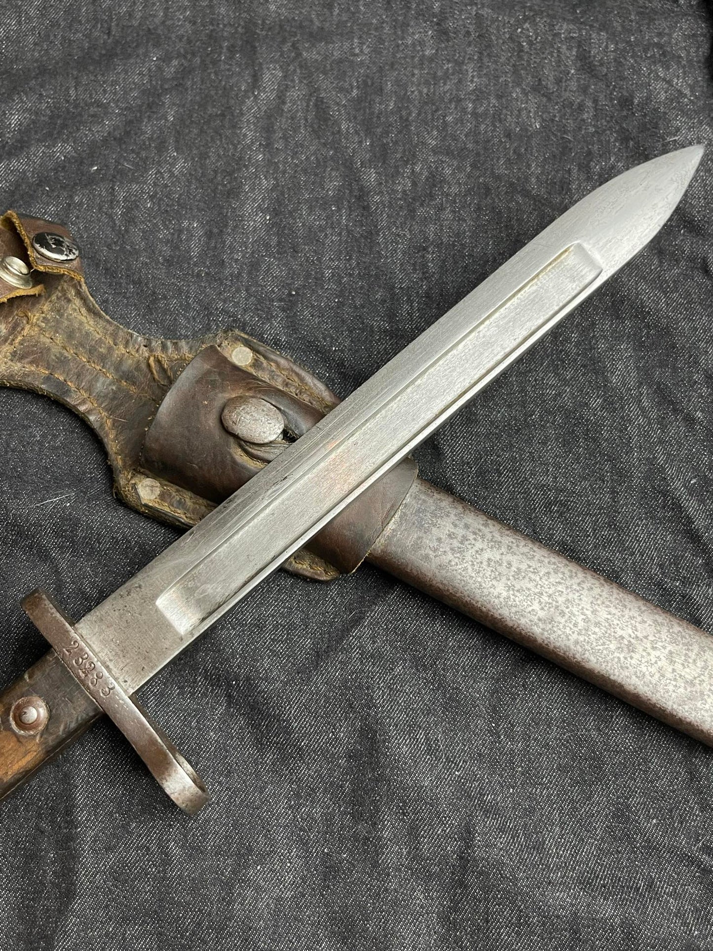 INTERESTING EARLY TURKISH ASKARI FABRIKA M1935 MAUSER BAYONET W/ LEAF SPEING AND MODIFIED GERMAN WW1 FROG