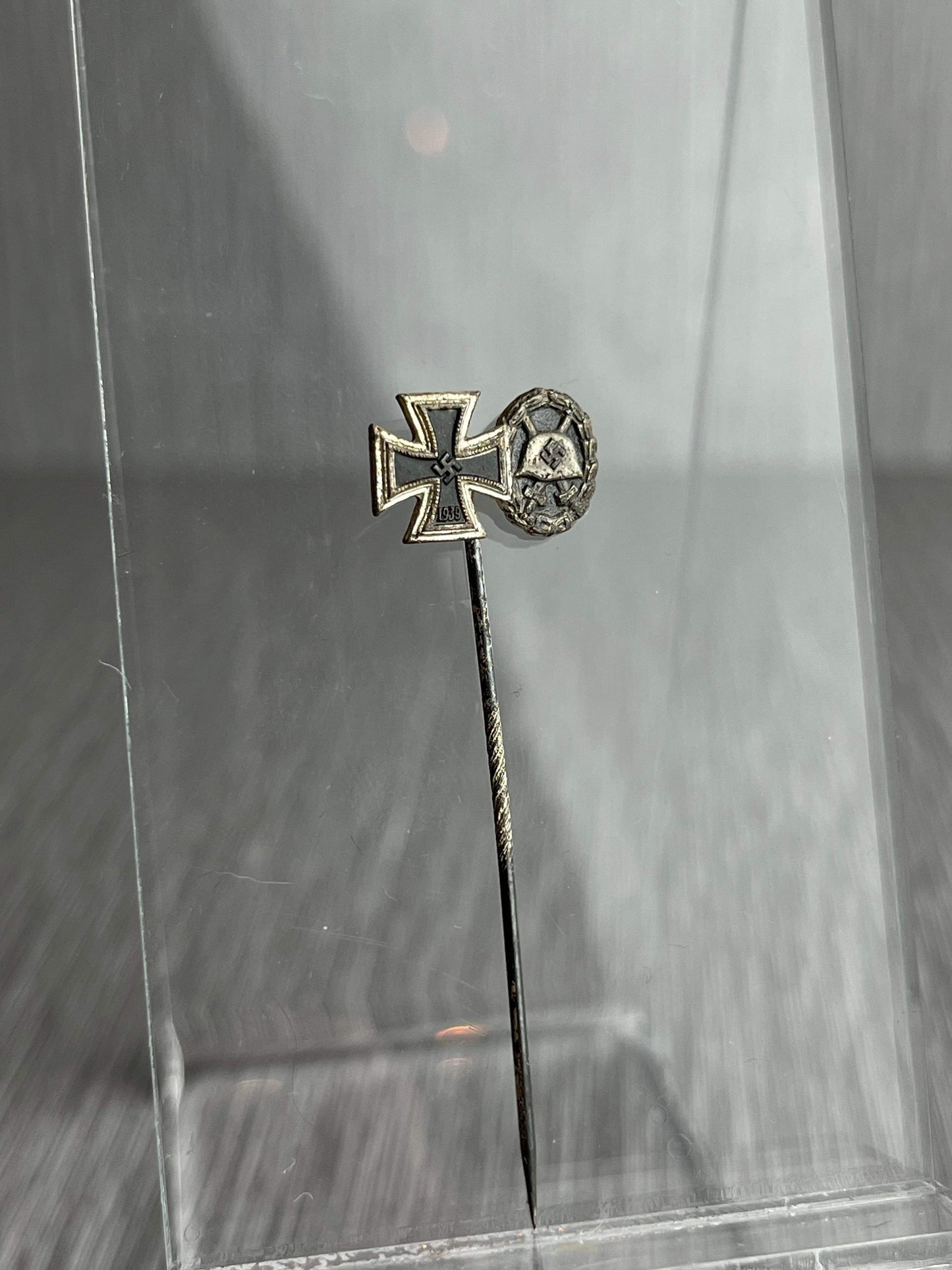 GERMAN WW2 IRON CROSS & SILVER WOUND BADGE STICKPIN BY FORSTER & BARTH (L21)