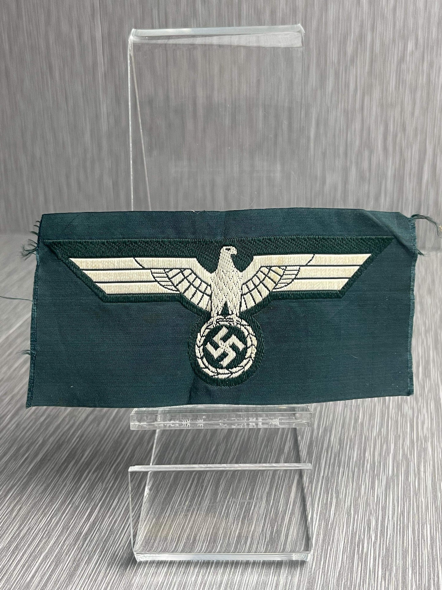 GERMAN WW2 HEER EM/NCO M36 BREAST EAGLE IN BEVO UNISSUED